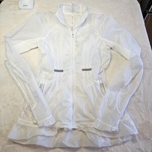 Lululemon Women's White Lace Mesh Run Wild Jacket Sz 8